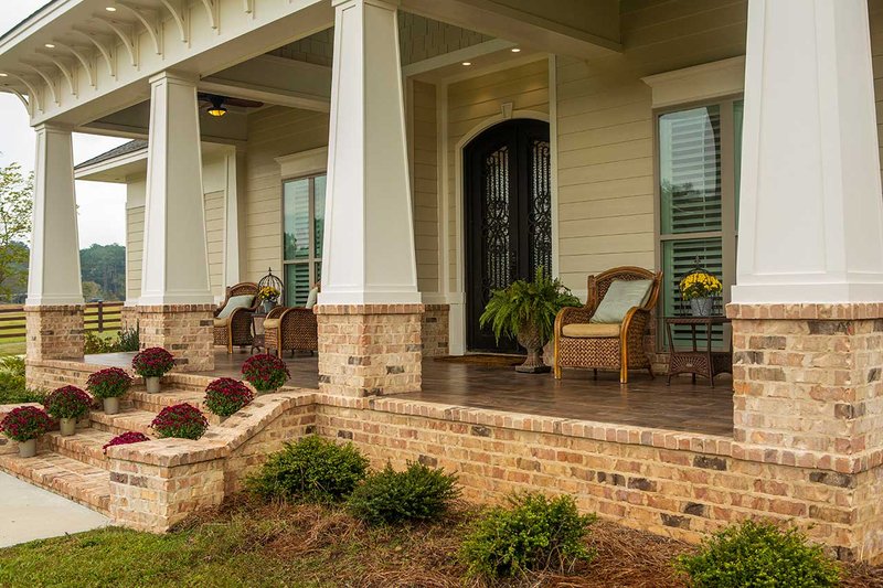 Home Plan - Exterior - Covered Porch 1 for Prairie House Plan #930-463 - 3 bed, 3.5 bath