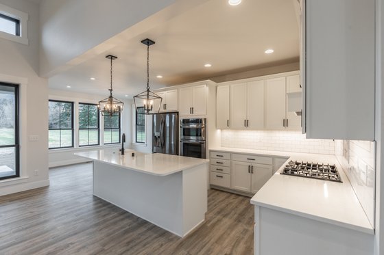 Interior - Kitchen 3 for Country House Plan #1070-33 - 3 bed, 2.5 bath