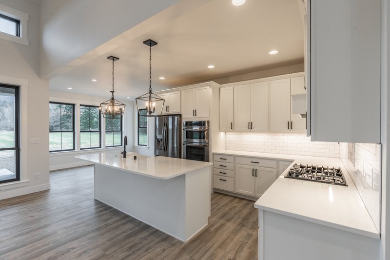 Architectural House Design - Interior - Kitchen 3 for Country House Plan #1070-33 - 3 bed, 2.5 bath