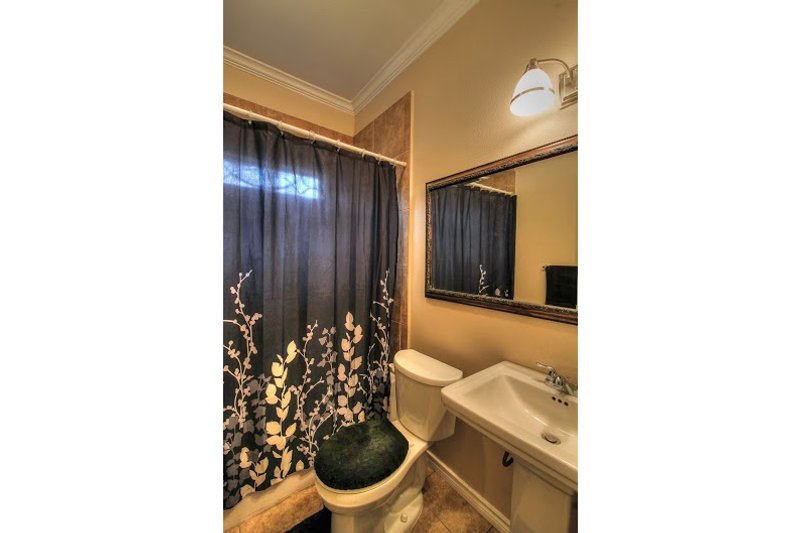 Dream House Plan - Interior - Bathroom for European House Plan #430-52 - 3 bed, 2 bath