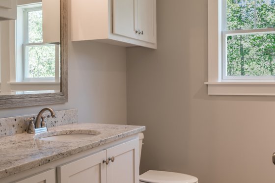 Interior - Bathroom for Craftsman House Plan #430-157 - 3 bed, 2 bath