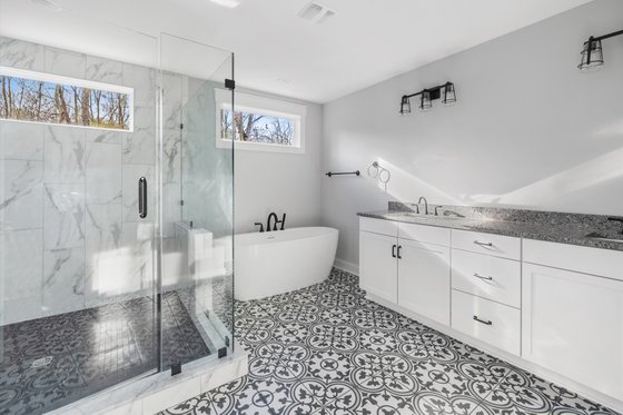 Photo 34 for Farmhouse House Plan #1080-6 - 5 bed, 4.5 bath