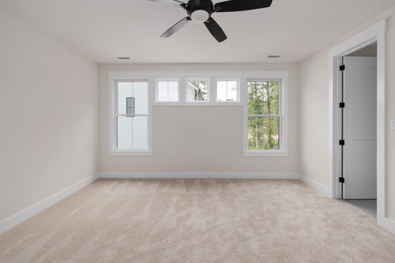 Photo 6 for Traditional House Plan #1080-19 - 5 bed, 4.5 bath