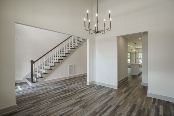 Interior - Entry for Traditional House Plan #54-452 - 4 bed, 3.5 bath