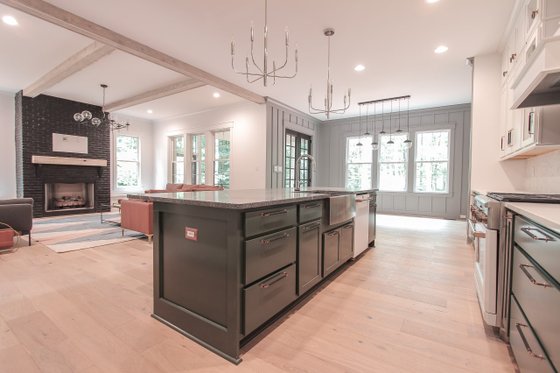 Interior - Kitchen 2 for Traditional House Plan #1080-9 - 5 bed, 4.5 bath