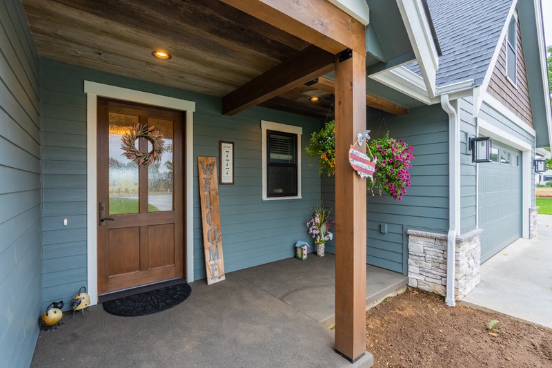 Dream House Plan - Exterior - Front Elevation 4 for Ranch House Plan #1070-154 - 3 bed, 2 bath
