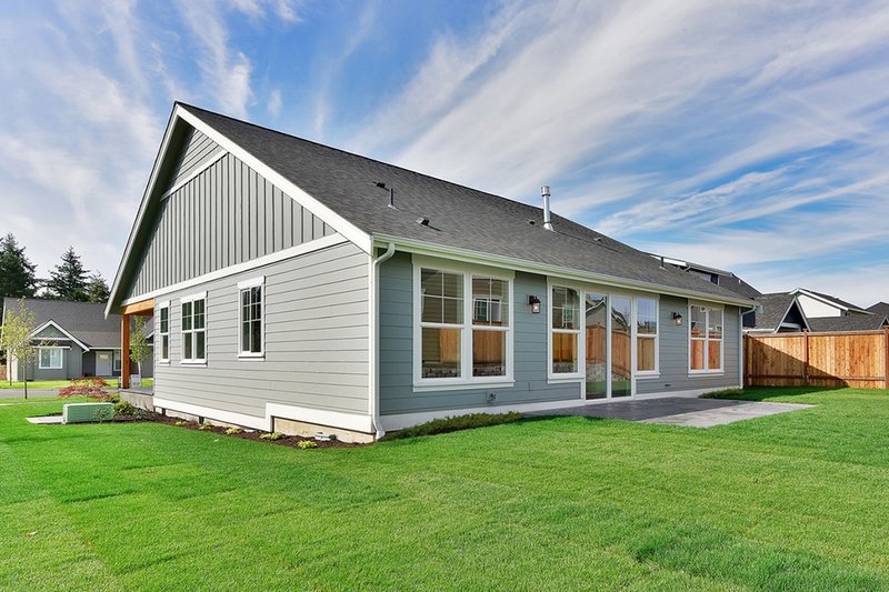 House Plan Design - Exterior - Rear Elevation 1 for Craftsman House Plan #1070-27 - 3 bed, 2 bath