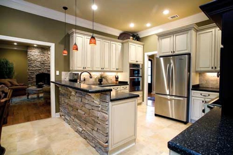 Architectural House Design - Photo 1 for European House Plan #17-2272 - 5 bed, 3 bath