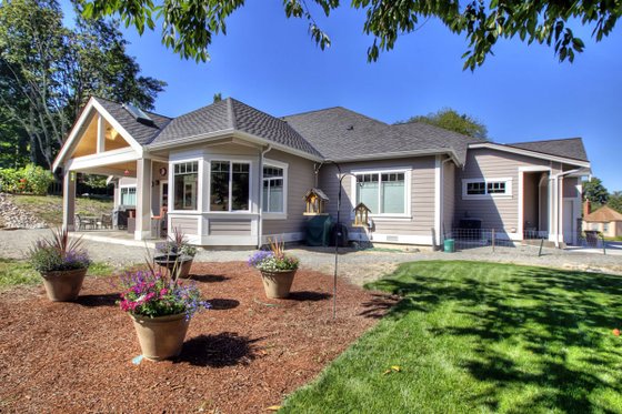 Photo 2 for Craftsman House Plan #132-205 - 3 bed, 3 bath