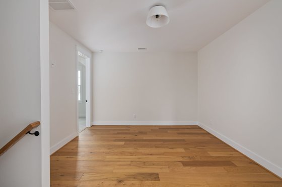 Photo 12 for Traditional House Plan #1080-19 - 5 bed, 4.5 bath