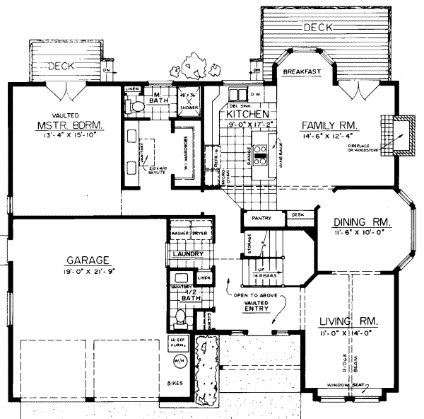 Traditional Floor Plan - Main Floor Plan #303-105