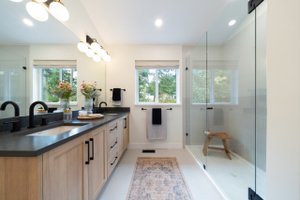 Interior - Master Bathroom 2 for Farmhouse House Plan #1114-110 - 4 bed, 2.5 bath