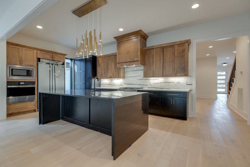 Dream House Plan - Interior - Kitchen for Contemporary House Plan #1085-6 - 5 bed, 4.5 bath