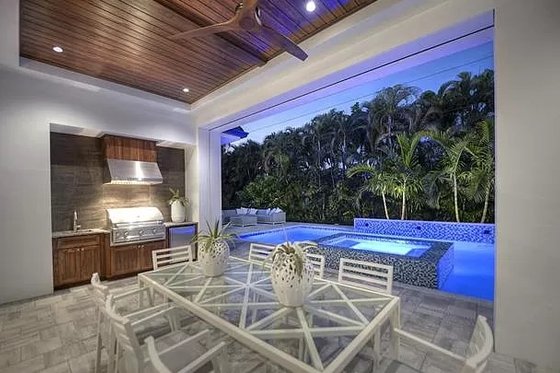 Exterior - Outdoor Living for Modern House Plan #548-58 - 5 bed, 4.5 bath