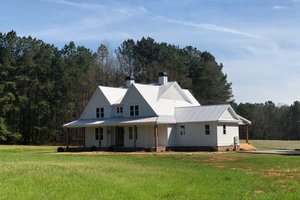 Farmhouse Exterior - Front Elevation Plan #928-350