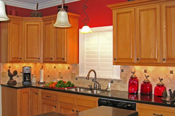 Interior - Kitchen 2 for Country House Plan #44-155 - 3 bed, 2.5 bath