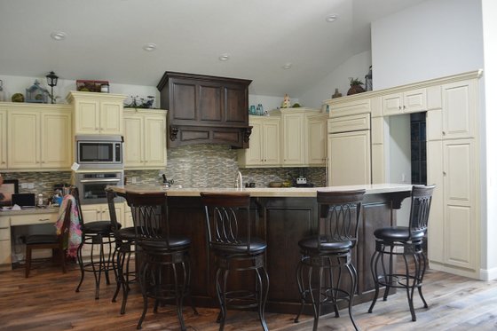 Interior - Kitchen for Ranch House Plan #1060-43 - 2 bed, 2.5 bath