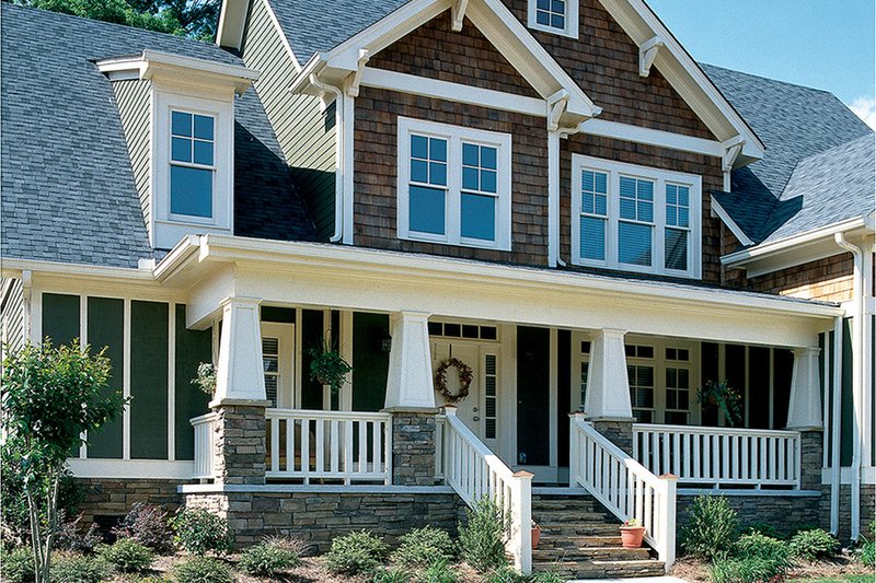 Architectural House Design - Craftsman Exterior - Front Elevation Plan #927-3
