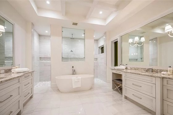 Interior - Master Bathroom for Beach House Plan #548-55 - 5 bed, 5.5 bath