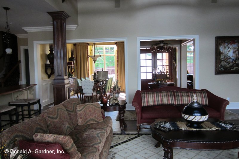 Dream House Plan - Interior - Family Room for European House Plan #929-912 - 4 bed, 4 bath