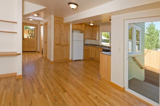 Interior - Family Room for Modern House Plan #890-5 - 3 bed, 1.5 bath