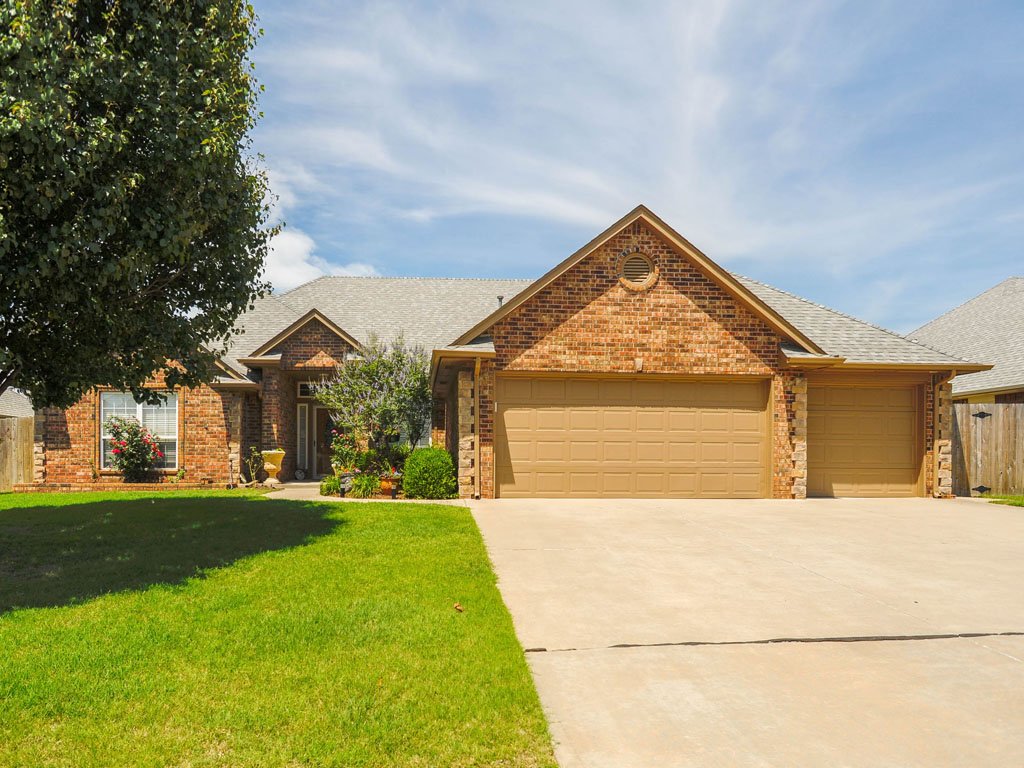 Exterior - Front Elevation 2 for Traditional House Plan #65-447 - 3 bed, 2 bath