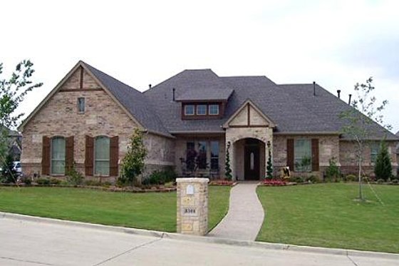 Exterior - Front Elevation for European House Plan #84-280 - 4 bed, 3.5 bath