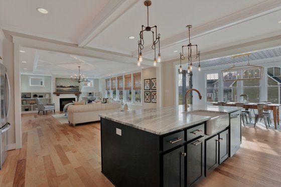 Interior - Kitchen 1 for Country House Plan #1080-3 - 4 bed, 3.5 bath