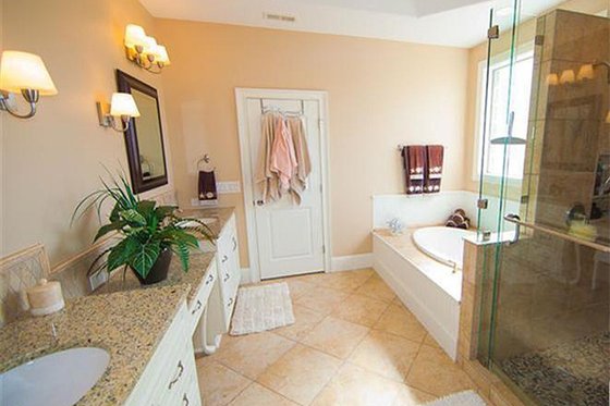 Interior - Master Bathroom for European House Plan #927-39 - 3 bed, 2.5 bath
