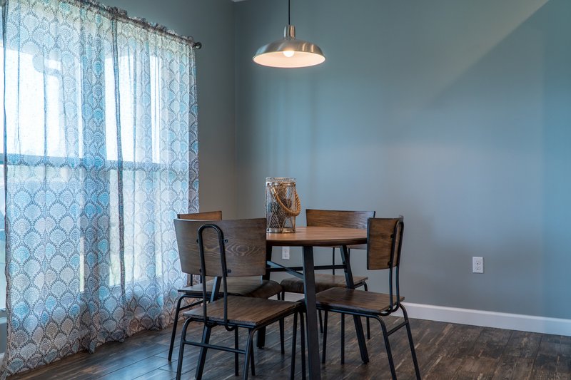 Home Plan - Interior - Dining Room 1 for Craftsman House Plan #17-2569 - 3 bed, 2.5 bath