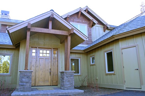 Craftsman style home design, front entry photo