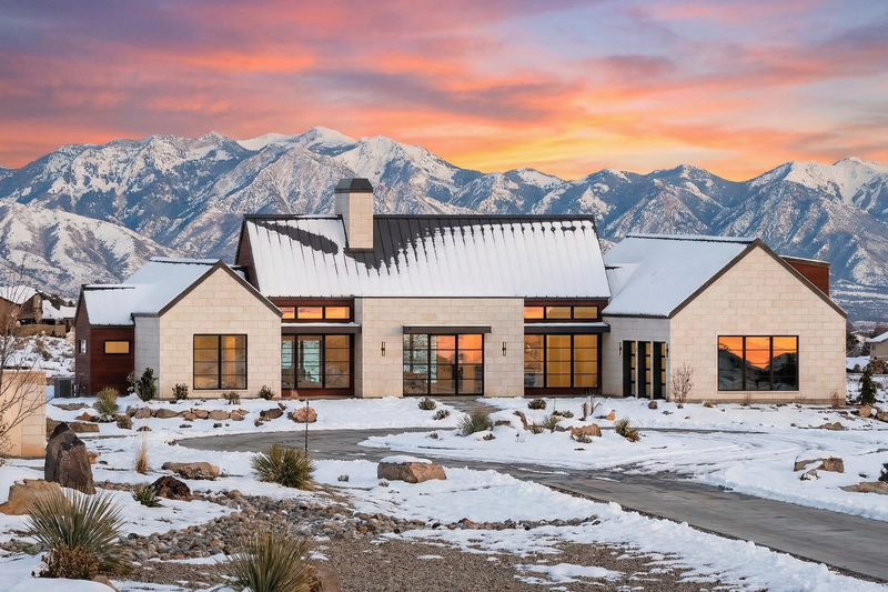 Dream House Plan - Exterior - Front Elevation 4 for Modern House Plan #1096-185 - 4 bed, 4.5 bath
