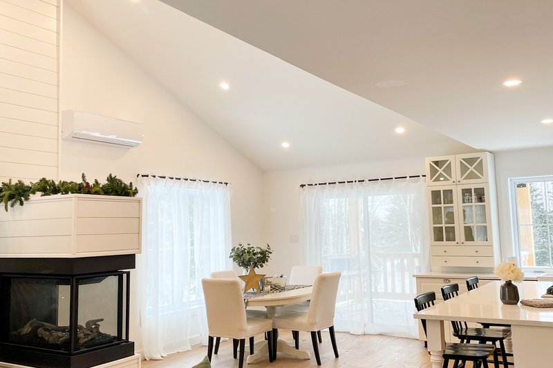 Dream House Plan - Interior - Family Room for Farmhouse House Plan #23-2741 - 4 bed, 2 bath