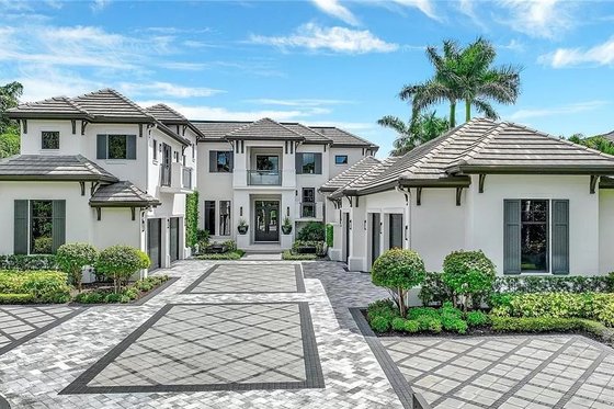 Exterior - Front Elevation for Modern House Plan #548-38 - 5 bed, 6.5 bath