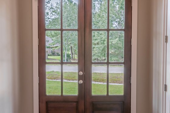 Interior - Entry for Country House Plan #430-167 - 3 bed, 2 bath