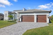 Contemporary Style House Plan - 3 Beds 3 Baths 2836 Sq/Ft Plan #930-533 