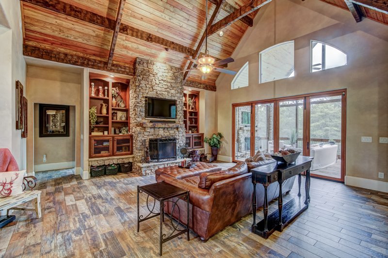 Home Plan - Interior - Family Room for Craftsman House Plan #54-491 - 5 bed, 4.5 bath