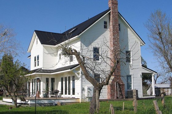 farmhouse side elevation