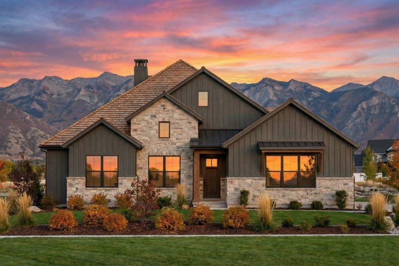 Architectural House Design - Traditional Exterior - Front Elevation Plan #1096-87