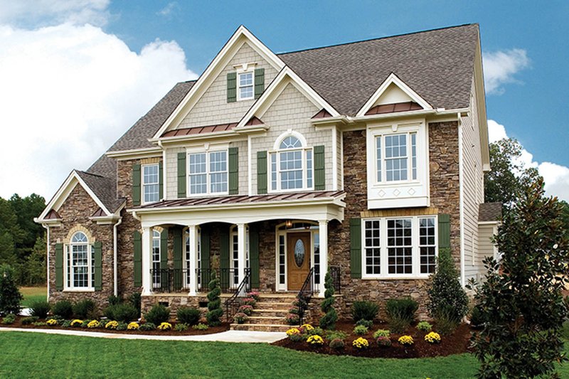 Dream House Plan - Traditional Exterior - Front Elevation Plan #927-32