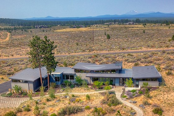 Exterior - Front Elevation 5 for Contemporary House Plan #892-24 - 3 bed, 3.5 bath