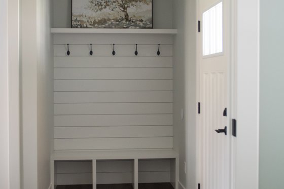 Interior - Entry for Country House Plan #1070-48 - 3 bed, 2.5 bath