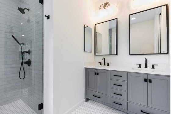 Interior - Master Bathroom for Tudor House Plan #461-83 - 4 bed, 3 bath