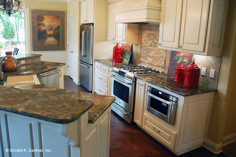 House Plan Design - Interior - Kitchen for European House Plan #929-904 - 3 bed, 2 bath