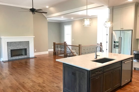 Interior - Kitchen 2 for Craftsman House Plan #437-94 - 4 bed, 3 bath