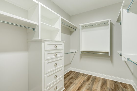 Interior - Master Bathroom 4 for Traditional House Plan #430-228 - 4 bed, 2 bath