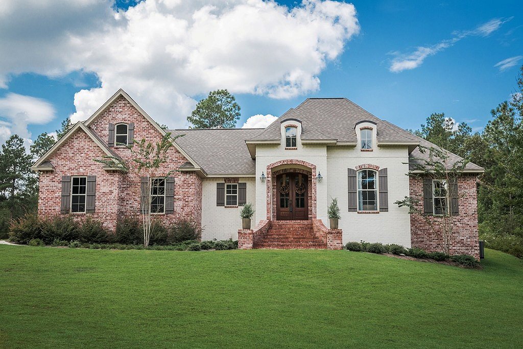 European Style House Plan 3 Beds 2 Baths 1953 Sq Ft Plan  European Style House Plan 3 Beds 2 Baths 1953 Sq Ft Plan