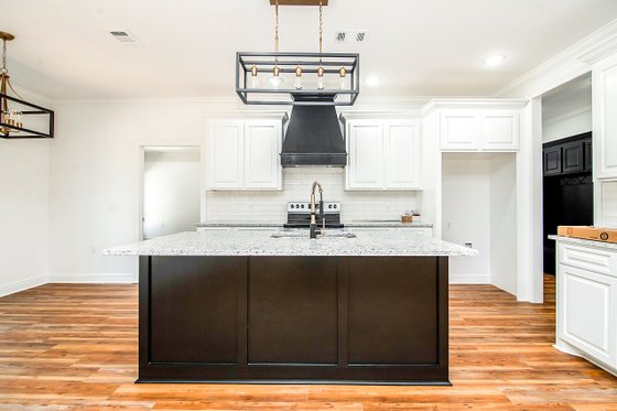 Interior - Kitchen for Ranch House Plan #430-283 - 4 bed, 2 bath
