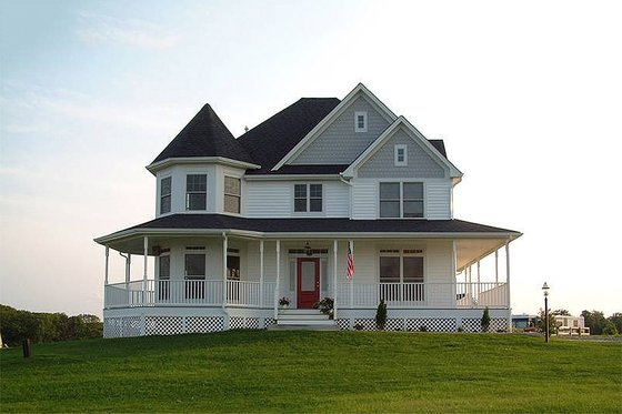 Front View - 2400 square foot Country Home