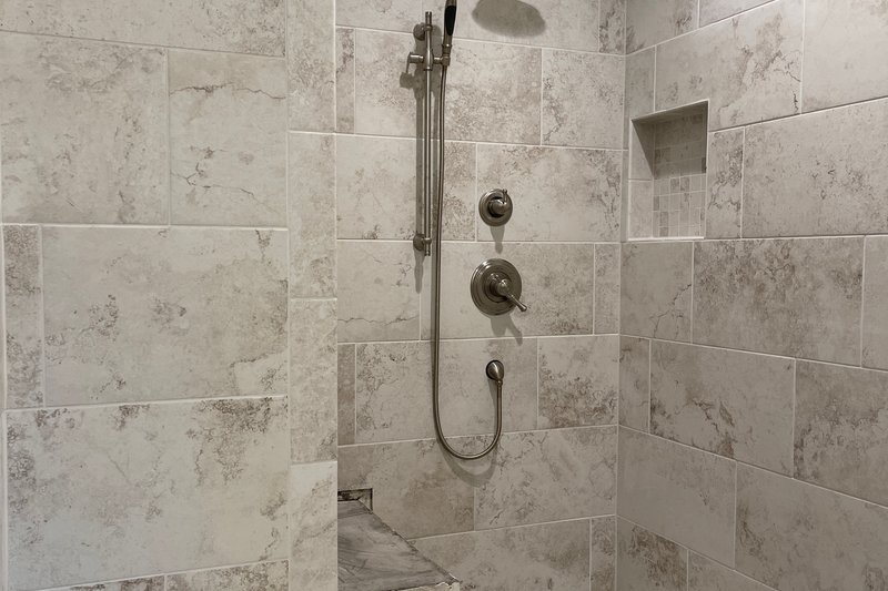 Dream House Plan - Interior - Master Bathroom 1 for Farmhouse House Plan #437-126 - 4 bed, 4 bath